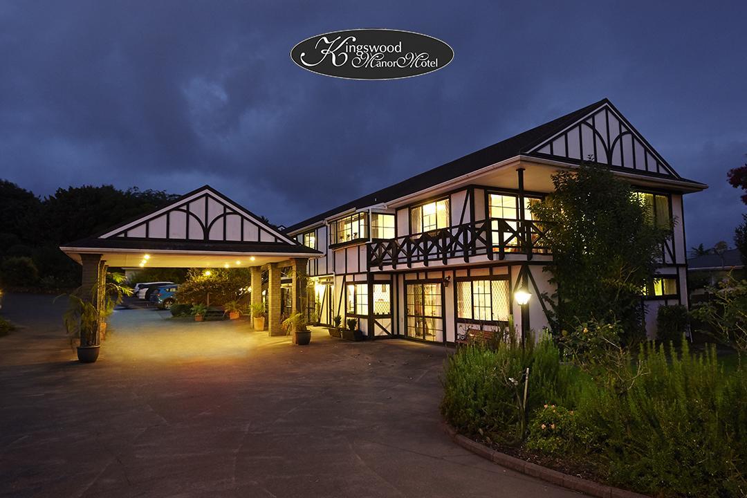 Kingswood Manor Motel Whangarei Bagian luar foto